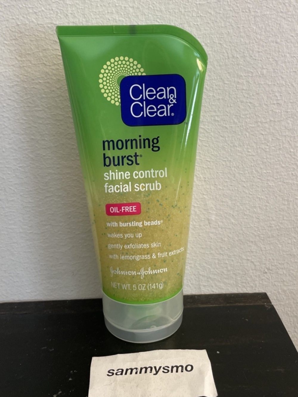 Clean & Clear Morning Burst Shine Control Facial Scrub Oil-Free, 5 oz. Read